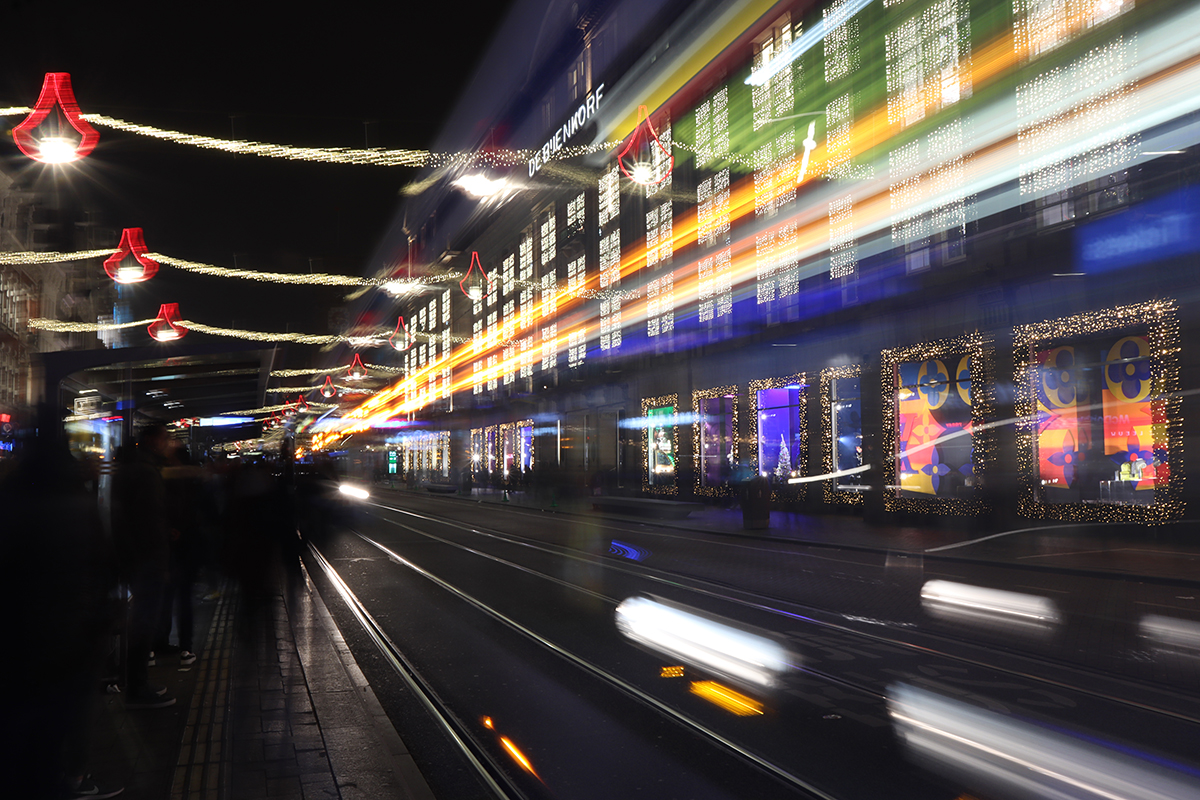 Amsterdam Amersfoort schemering fotografie sluitertijd Bijenkorf tram nacht